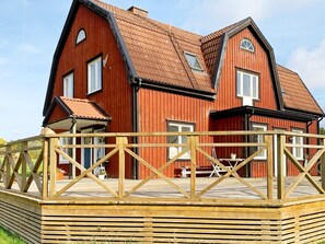House | Exterior
