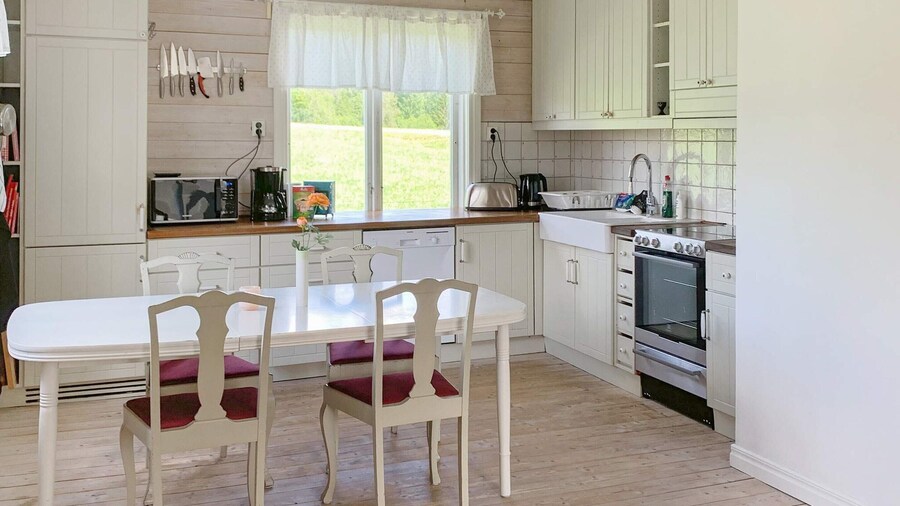 8 Person Holiday Home in Vetlanda-by Traum
