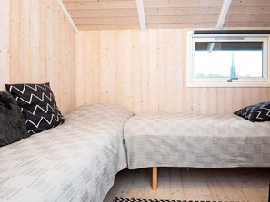 House - 6 Person Holiday Home in Skjern (Skjern)