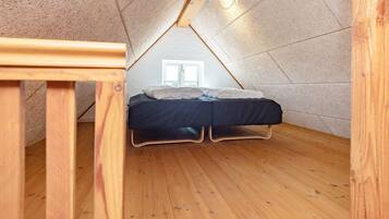 3 bedrooms, individually furnished