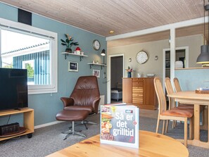 House | Dining - 6 Person Holiday Home in Hemmet (Hemmet)