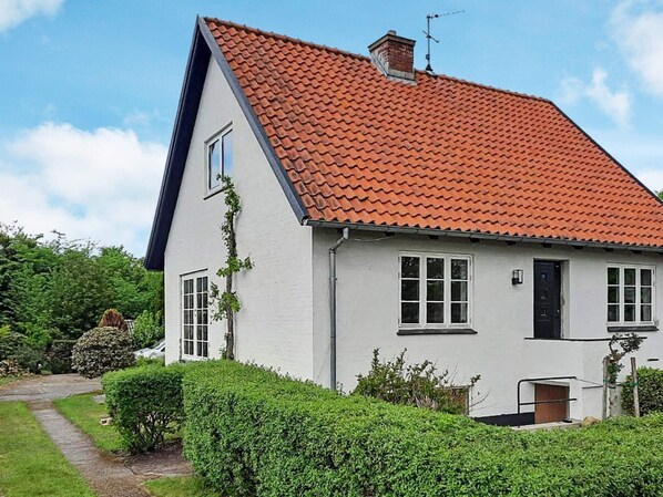 House | Exterior - 6 Person Holiday Home in Bindslev (Bindslev)