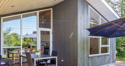 6 Person Holiday Home in Logstor