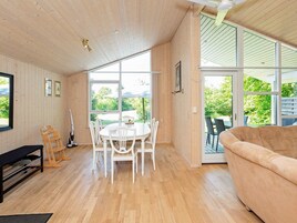 House | Dining