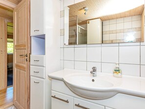 House | Bathroom