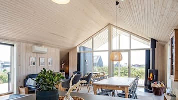 House | Dining