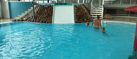 House | Pool