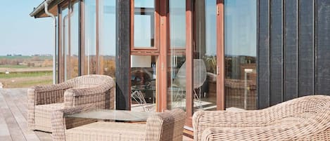House | Terrace/patio