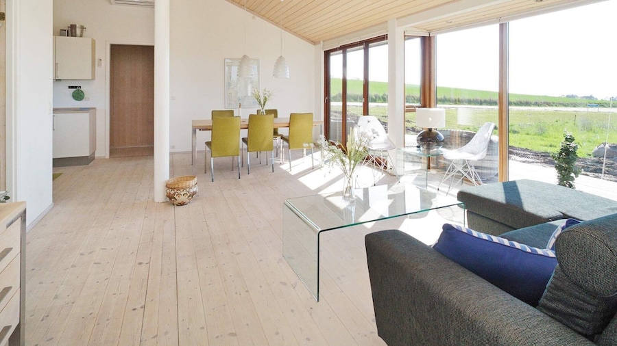 8 Person Holiday Home in Store Fuglede