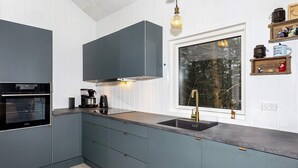 House | Private kitchen - 8 Person Holiday Home in Aars (Aars)