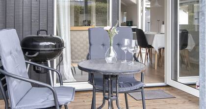 6 Person Holiday Home in Juelsminde