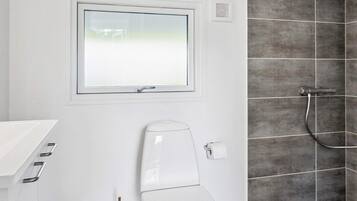 House | Bathroom