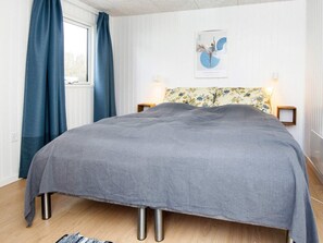 House | 3 bedrooms, individually furnished - 6 Person Holiday Home in Juelsminde (Horsens)