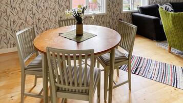 House | Dining