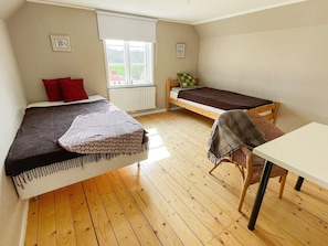 House | 3 bedrooms, individually furnished - 7 Person Holiday Home in Karlskrona (Karlskrona)