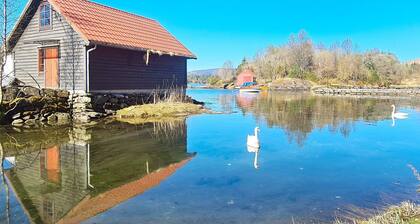 5 Person Holiday Home in Lonevag-by Traum