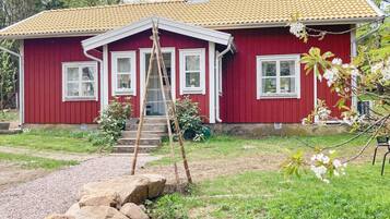 House | Exterior