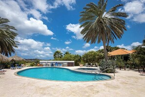Pool - Family-Friendly Tropical Retreat at Blue Bay (Sint Michiel)