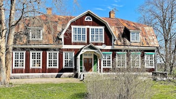 House | Exterior
