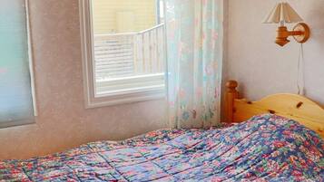 House | 3 bedrooms, individually furnished