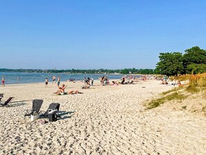 Beach - 6 Person Holiday Home in Borgholm (Borgholm)
