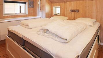 House | 4 bedrooms, individually furnished