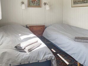 Casa | 2 quartos, individualmente mobiliados