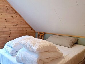 House | 3 bedrooms, individually furnished - 6 Person Holiday Home in Gudvangen (Aurland)