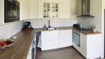House | Private kitchen