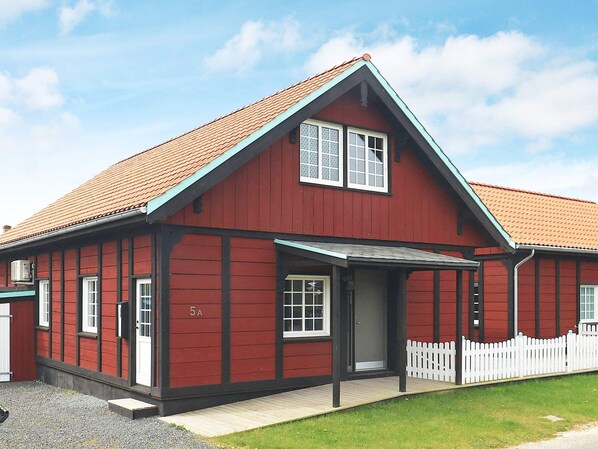 House | Exterior