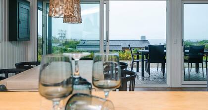 6 Person Holiday Home in Ronde