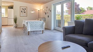 House | Interior - 4 Star Holiday Home in Ronne (Ronne)