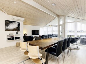 House | Dining - 6 Person Holiday Home in Vaeggerlose (Vaeggerlose)