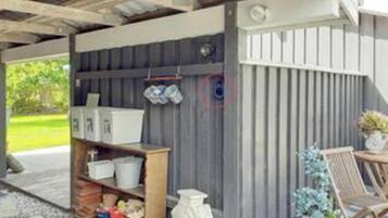 House | Property grounds