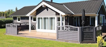 6 Person Holiday Home in Vaeggerlose