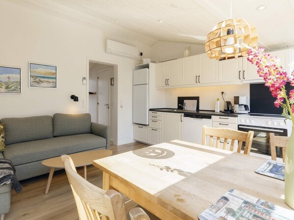 House | Private kitchen - 2 Person Holiday Home in Vejers Strand (Vejers Strand)