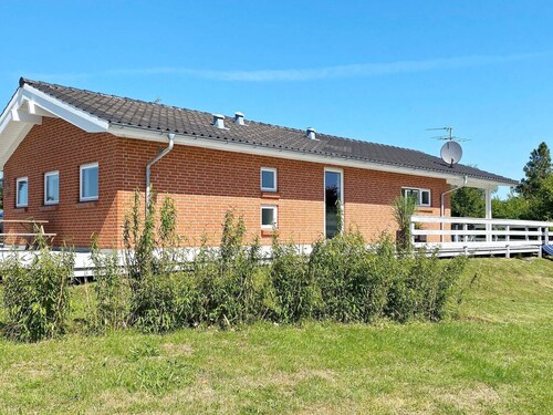10 Person Holiday Home in Juelsminde-by Traum