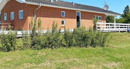 10 Person Holiday Home in Juelsminde-by Traum