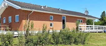 10 Person Holiday Home in Juelsminde-by Traum