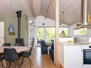 Private kitchen - 10 Person Holiday Home in Juelsminde-by Traum (Horsens)
