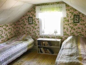 House | 2 bedrooms, individually furnished