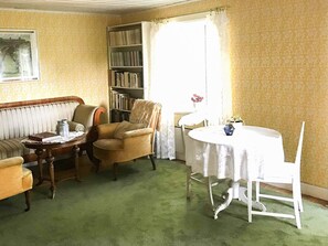 House | Dining