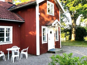 House | Exterior - 4 Person Holiday Home in Tystberga (Tystberga)