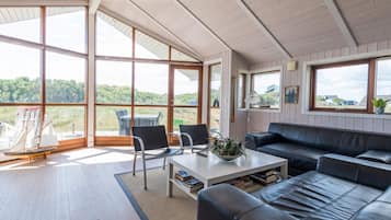 House | Living area