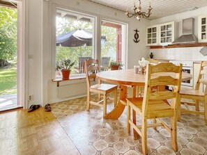 House | Dining