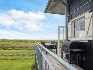 House | Water view