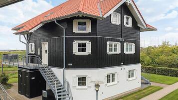 House | Exterior