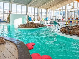 House | Kolam renang