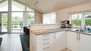House | Private kitchen - 8 Person Holiday Home in Slagelse (Slagelse)