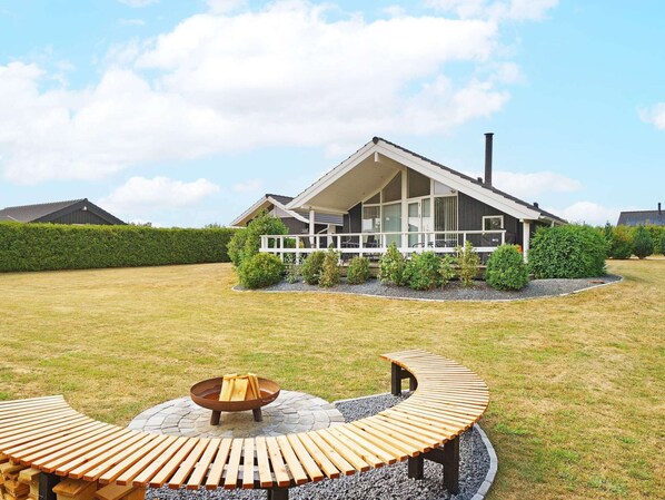 Outdoor dining - 8 Person Holiday Home in Slagelse (Slagelse)